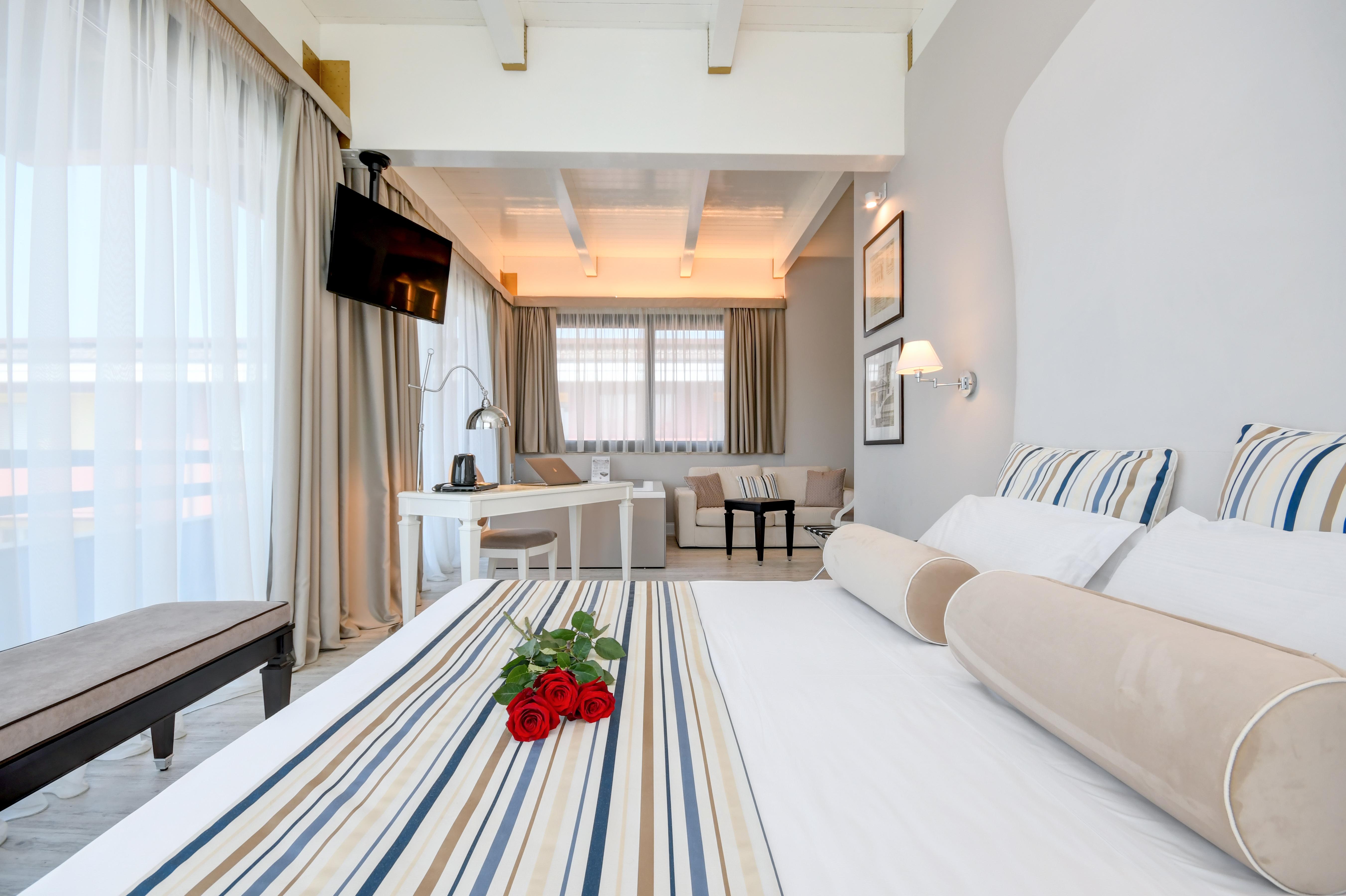 Hotel Oliveto Desenzano del Garda Exteriör bild